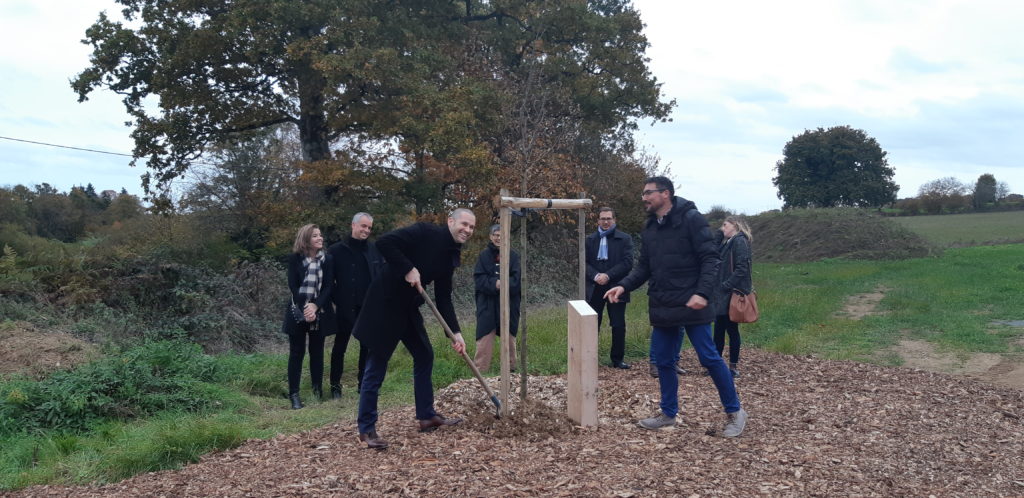 plantation du premier arbre