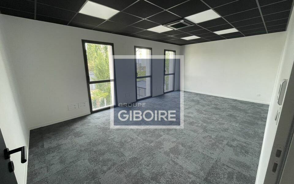 Bureaux  - BEAUCOUZE (49.017329) - photo principale