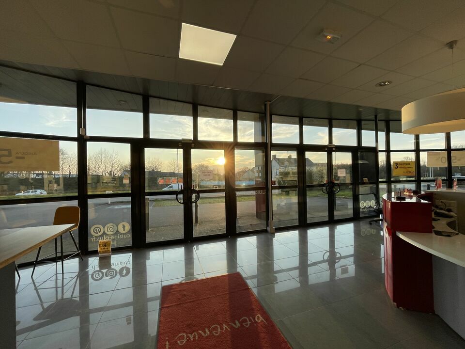 Local commercial - a louer  - MELESSE (35.6681) - photo-2