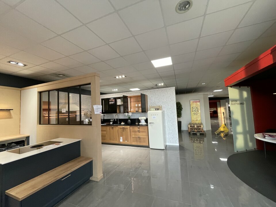 Local commercial - a louer  - MELESSE (35.6681) - photo-3