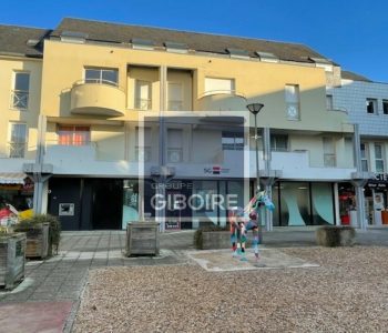 Local commercial - a louer  - VERN SUR SEICHE (35.6522) - vignette