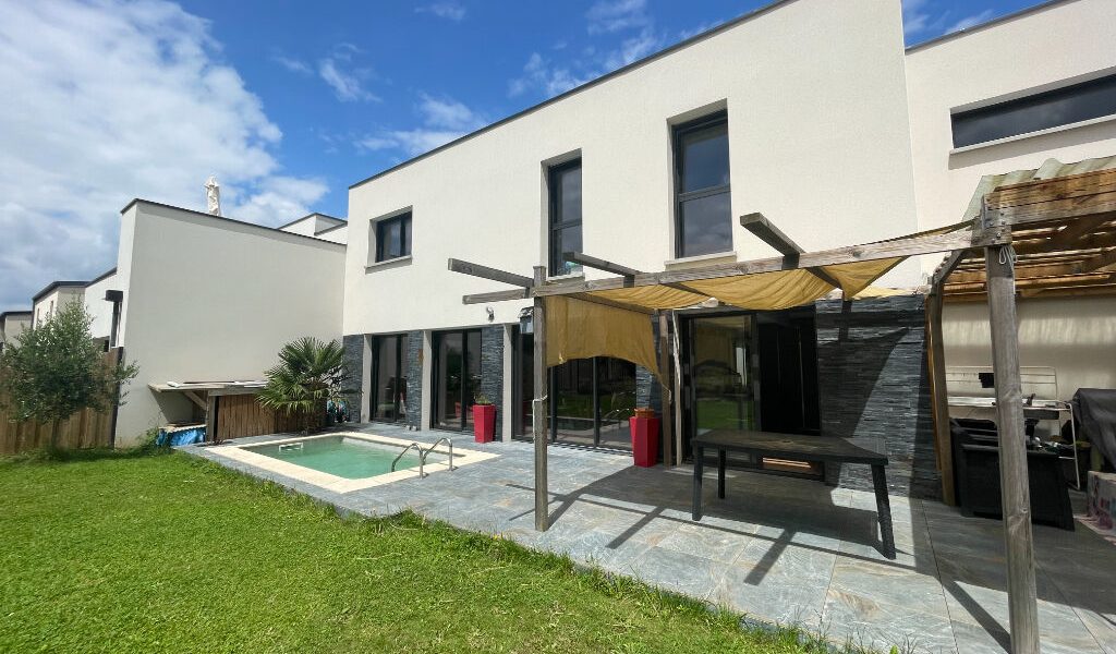Maison T8  - BETTON (MD25452) - photo principale