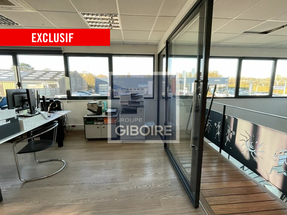 Local d'activites  - LIFFRE (35.6461) - photo-3