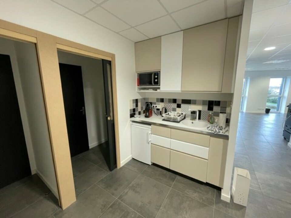 Bureaux  - NOYAL CHATILLON SUR SEICHE (35.5056) - photo-2