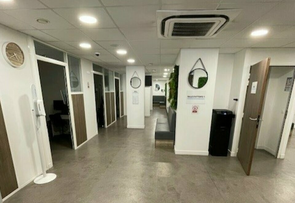 Local commercial - a louer  - RENNES (35.6409) - photo-3