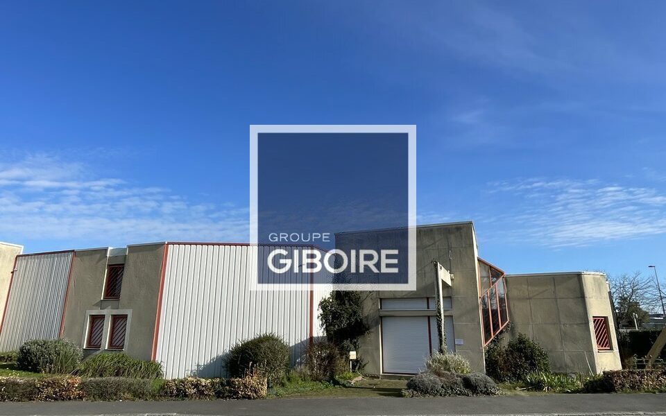 Local d'activites  - VEZIN LE COQUET (35.4429) - photo principale