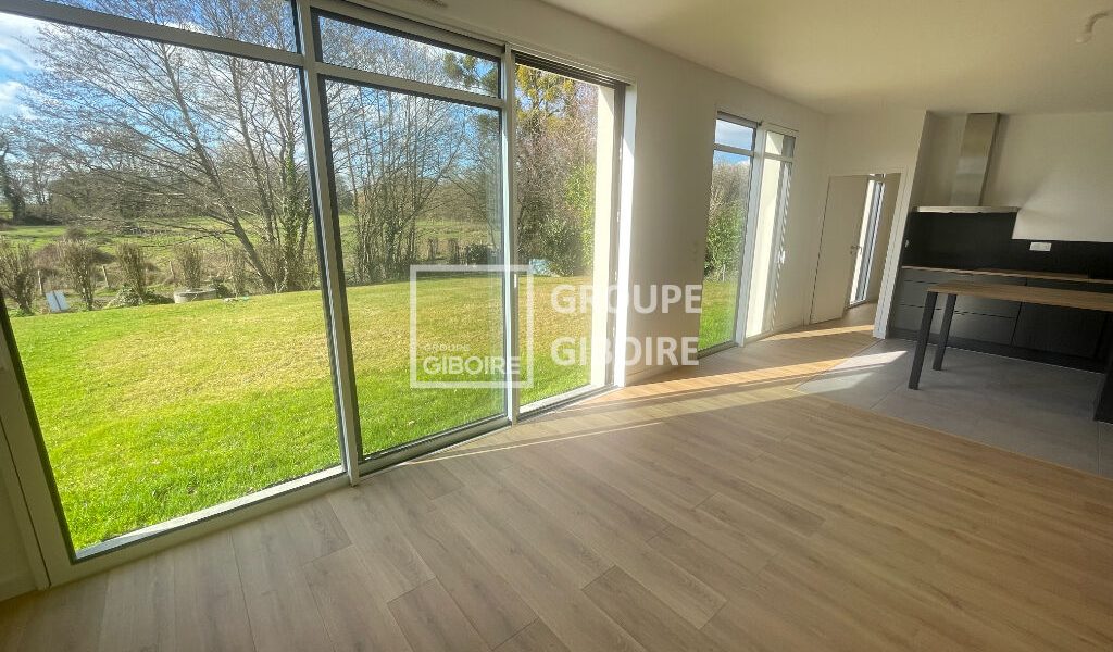 Maison T6  - LA CHAPELLE DES FOUGERETZ (JP25358-E0405) - photo principale