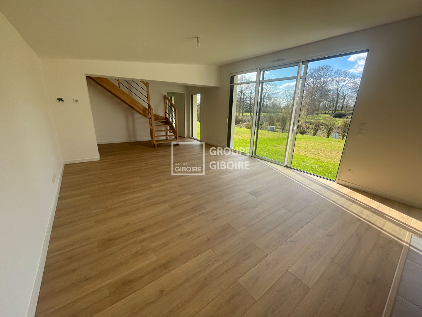 Maison T6  - LA CHAPELLE DES FOUGERETZ (JP25358-E0405) - photo-3