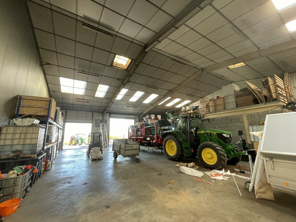 Local d'activites  - CORPS-NUDS (35.6653) - photo-2