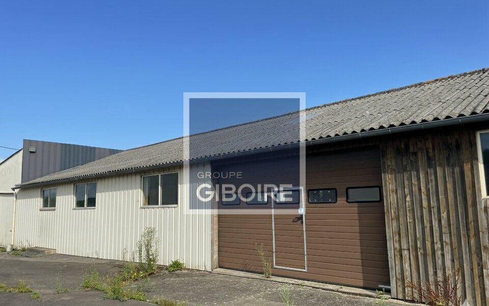 Local d'activites  - LANGAN (35.6815) - photo principale