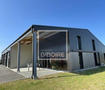 Local d'activites  - LAILL (35.6762) - vignette