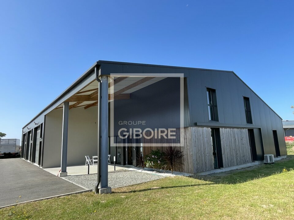 Local d'activites  - LAILL (35.6762) - photo-1