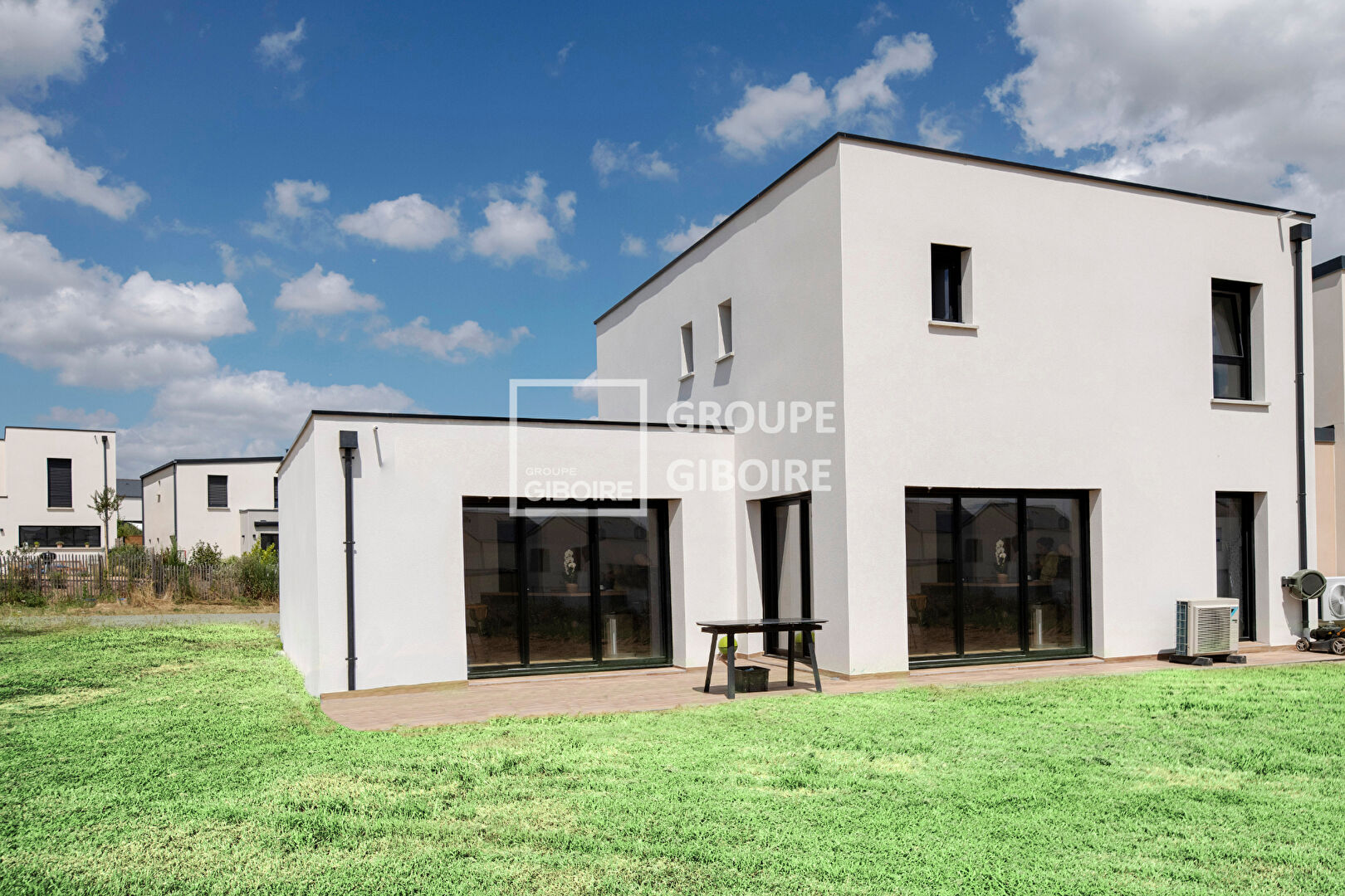 Maison T6  - LA CHAPELLE DES FOUGERETZ (MBO25745E) - photo-1