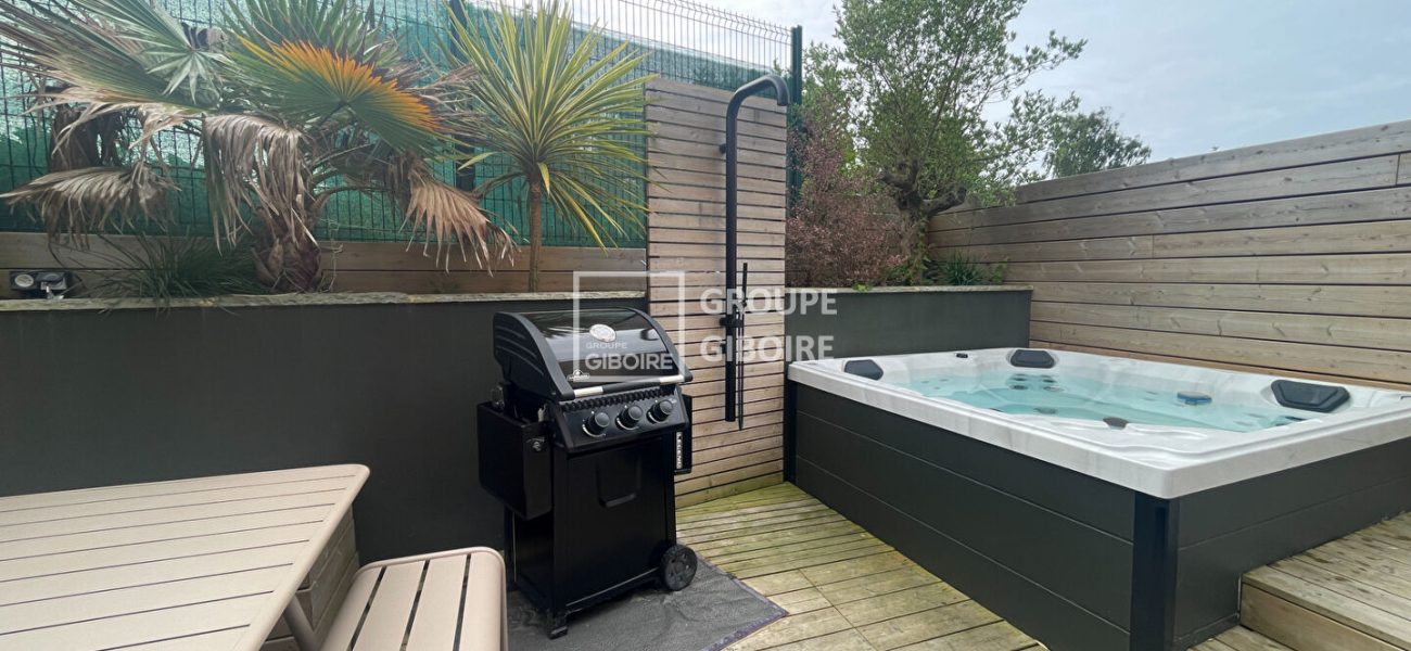 Maison T5  - SAINT COULOMB (JG25564) - photo principale