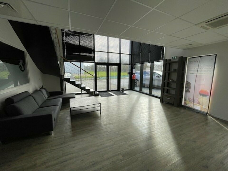 Bureaux  - NOYAL SUR VILAINE (35.6576) - photo-2