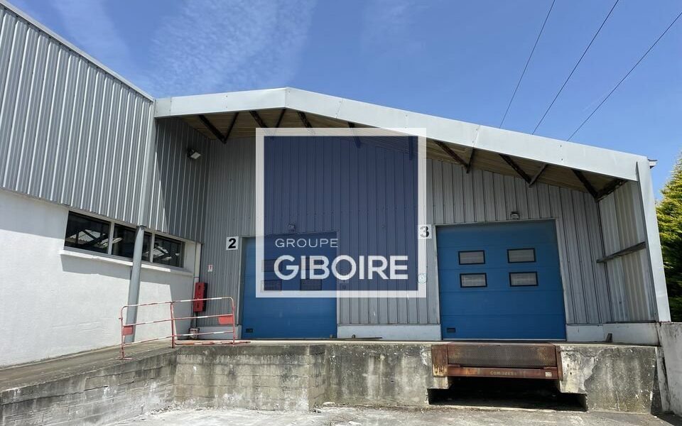 Local d'activites  - LE RHEU (35.6456) - photo principale