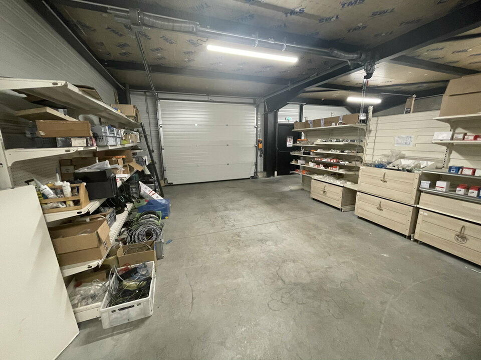 Local d'activites  - GRANDCHAMPS DES FONTAINES (44.019049) - photo-2