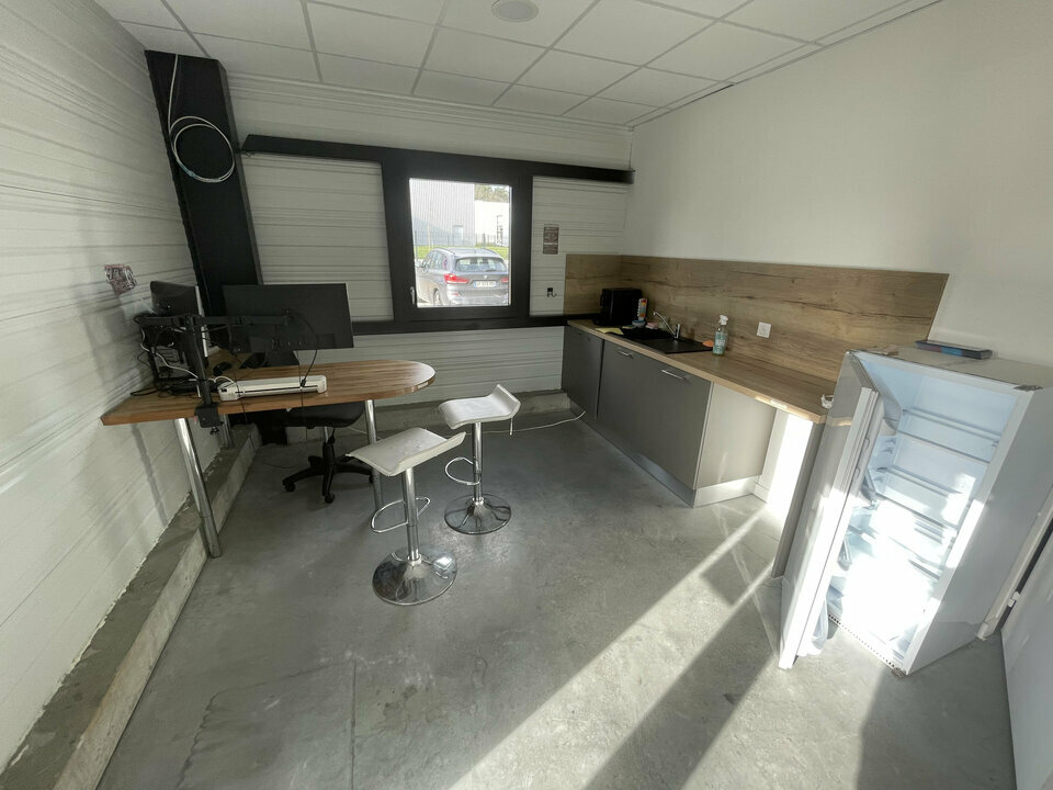 Local d'activites  - GRANDCHAMPS DES FONTAINES (44.019049) - photo-3