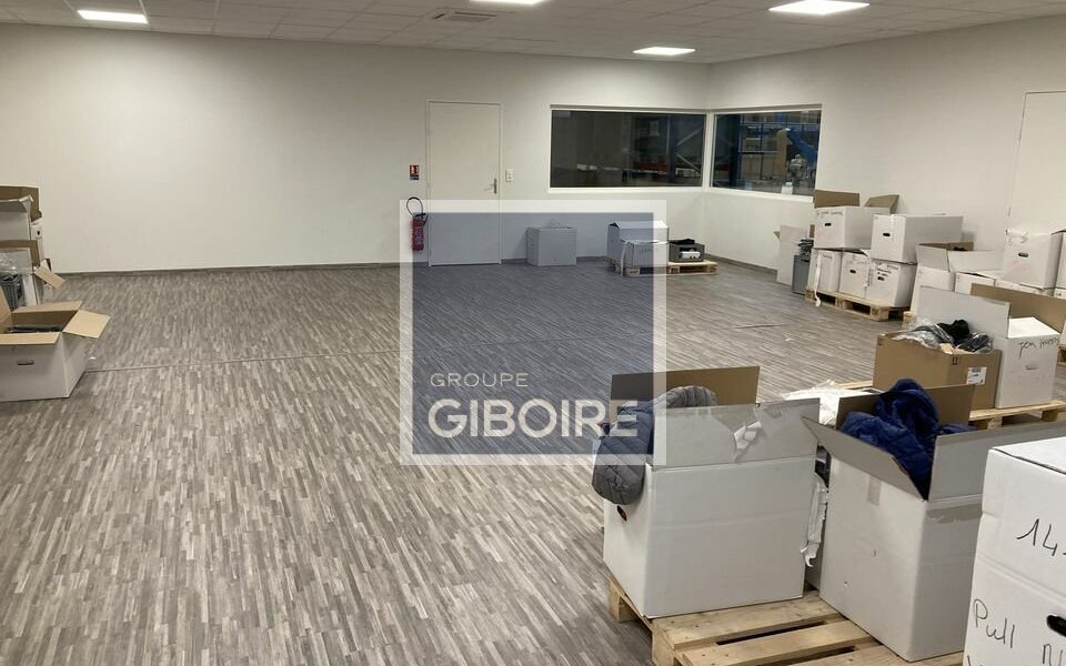 Bureaux  - SAINT-BARTHLEMY-D'ANJOU (49.017410) - photo principale