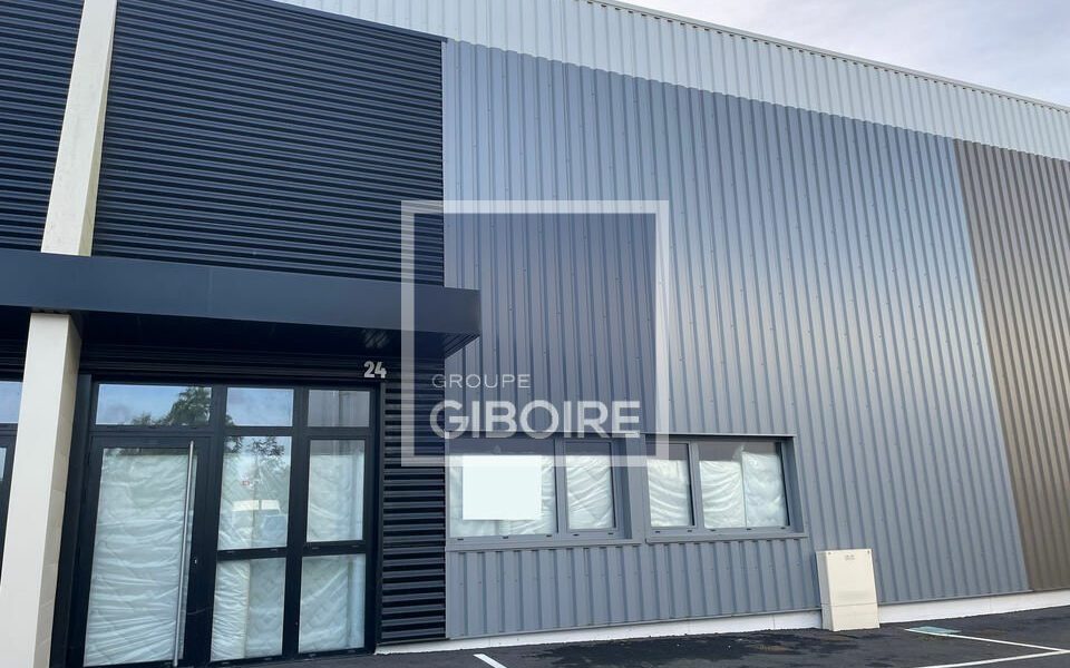 Local d'activites  - LA MEZIERE (35.6423) - photo principale