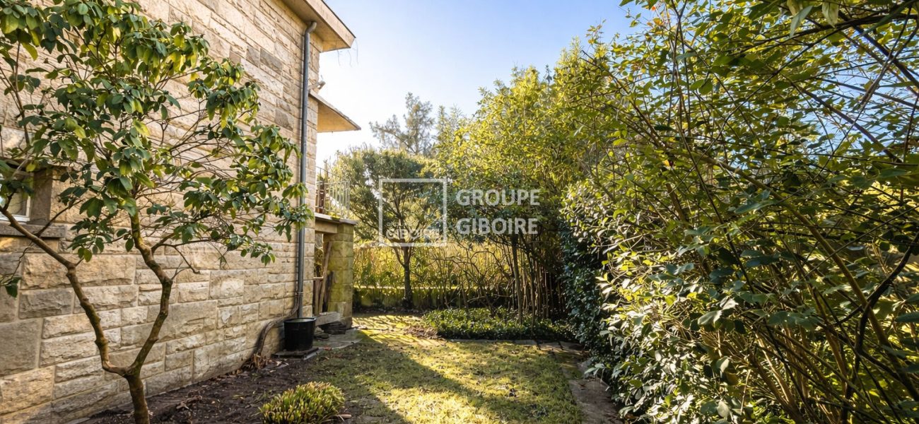 Maison T8  - RENNES (PJ26100E) - photo principale