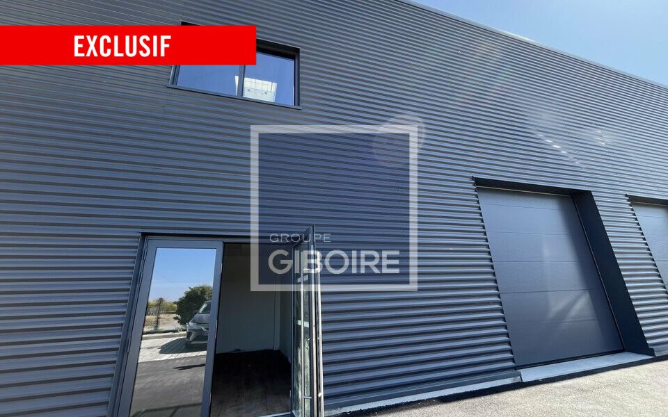 Local d'activites  - LE RHEU (35.6777) - photo principale