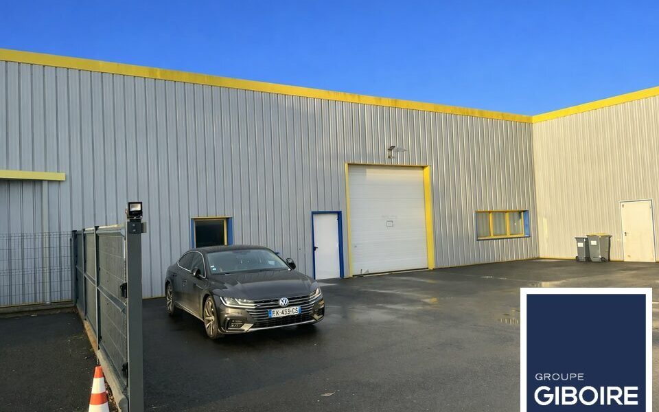 Local d'activites  - GRANDCHAMPS DES FONTAINES (44.019047) - photo principale