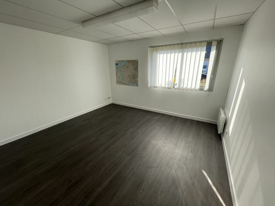 Local d'activites  - LA CHAPELLE SUR ERDRE (44.018968) - photo-3