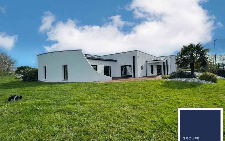 Local d'activites  - HAUTE GOULAINE (44.018926) - photo principale