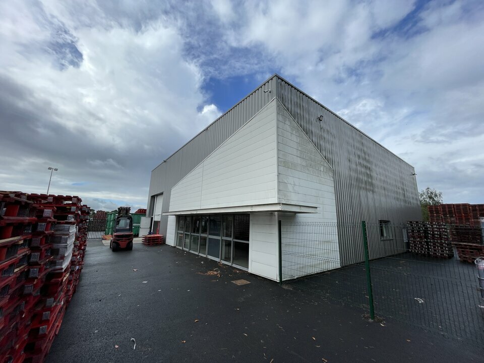Local d'activites  - GRAND-FOUGERAY (35.6836) - photo-1