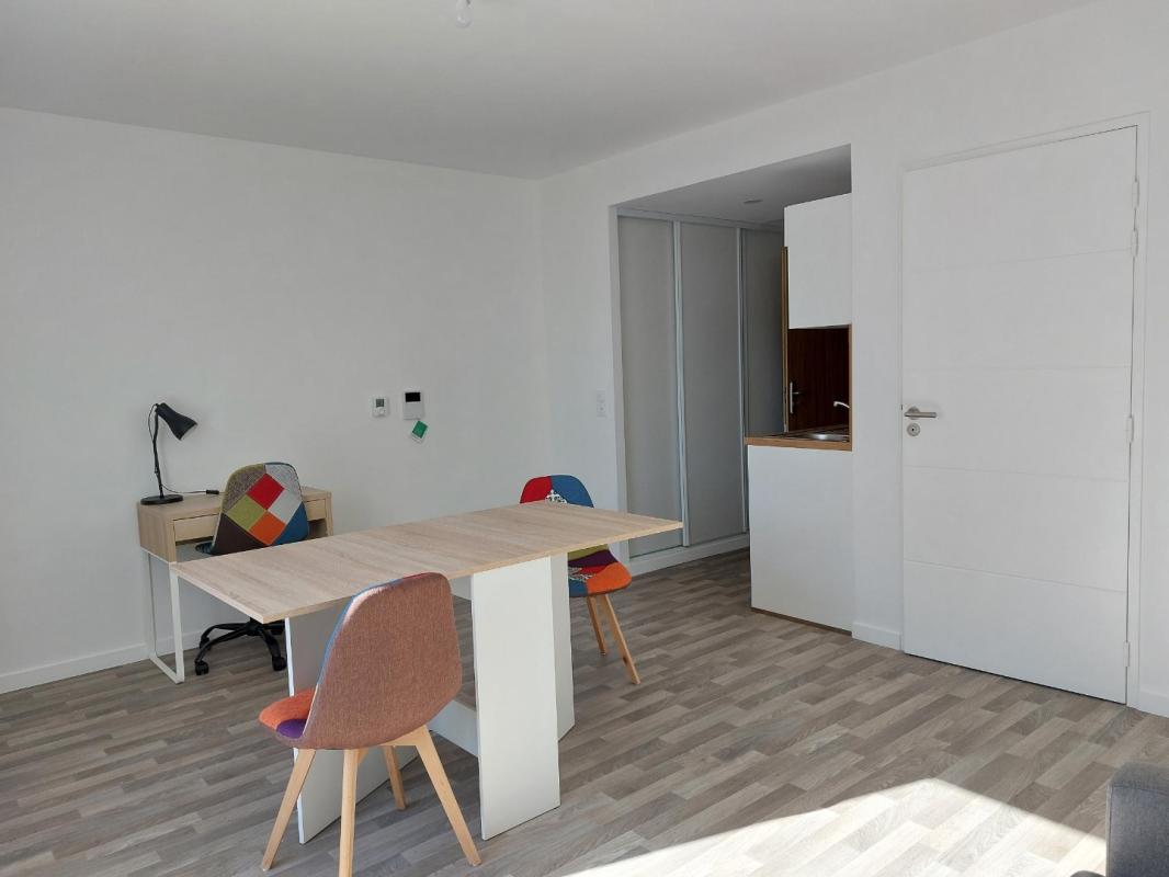 Appartement T1  - La Roche Sur Yon (530855) - 1