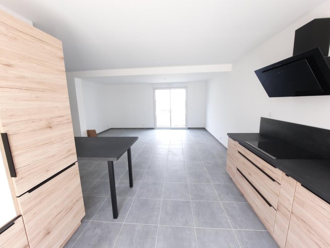 Maison T6  - Guignen (531101) - 1