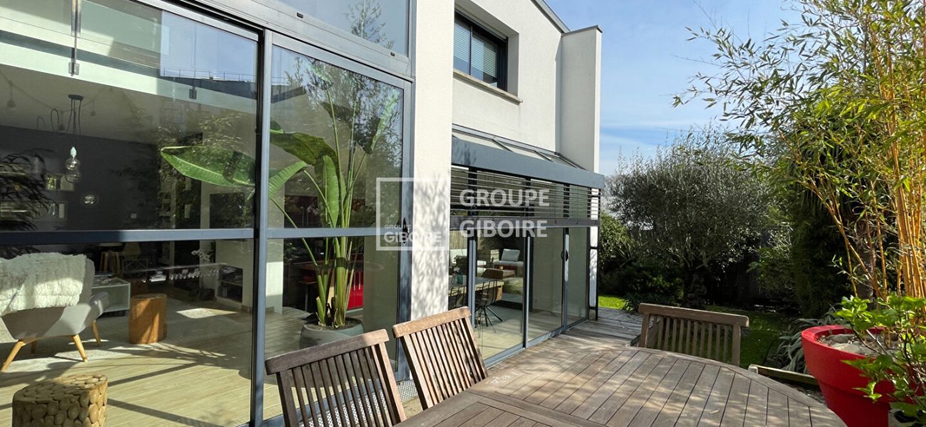 Maison T8  - RENNES (JR26243E) - vue principale