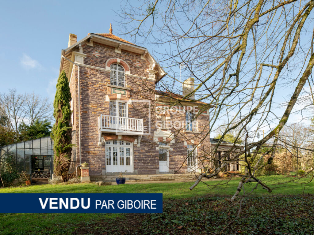 Maison T8  - GUICHEN (JR26087E) - photo-1