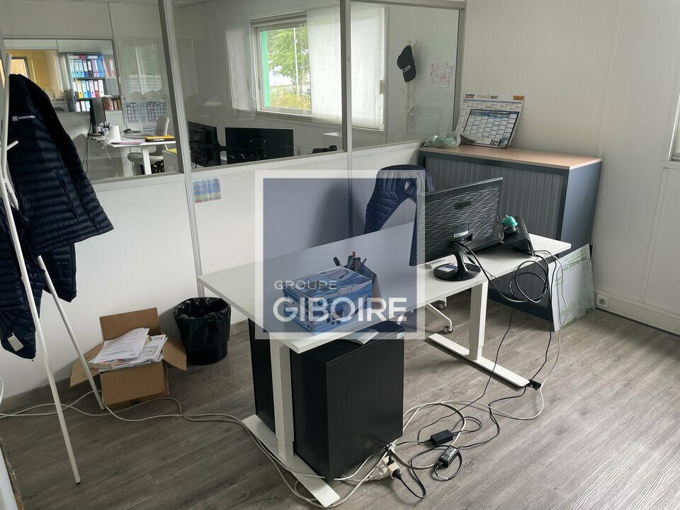 Local d'activites  - TREILLIERES (44.018536) - 5