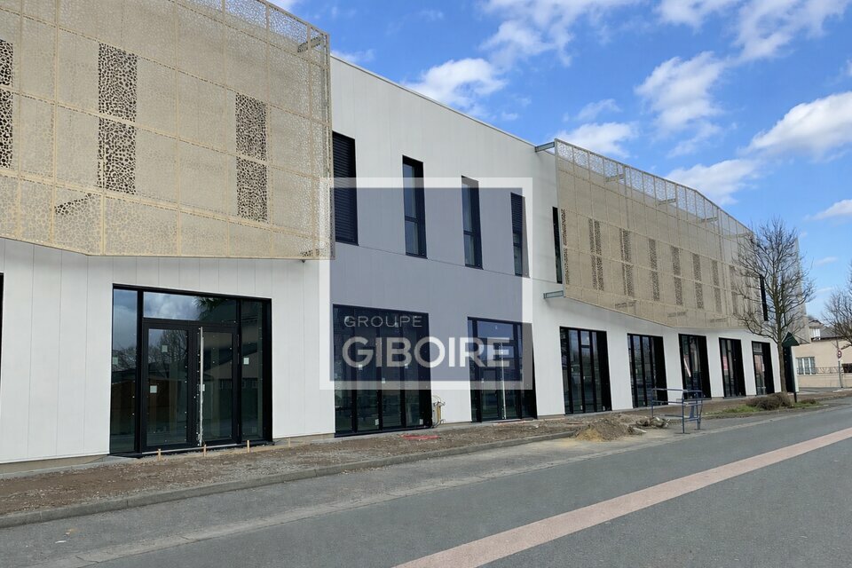 Murs commerciaux - a vendre  - LES PONTS DE CE (49.017392) - 1