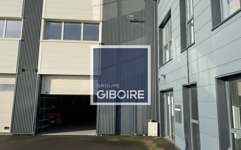 Local d'activites  - NOYAL CHATILLON SUR SEICHE (35.7010) - vue principale
