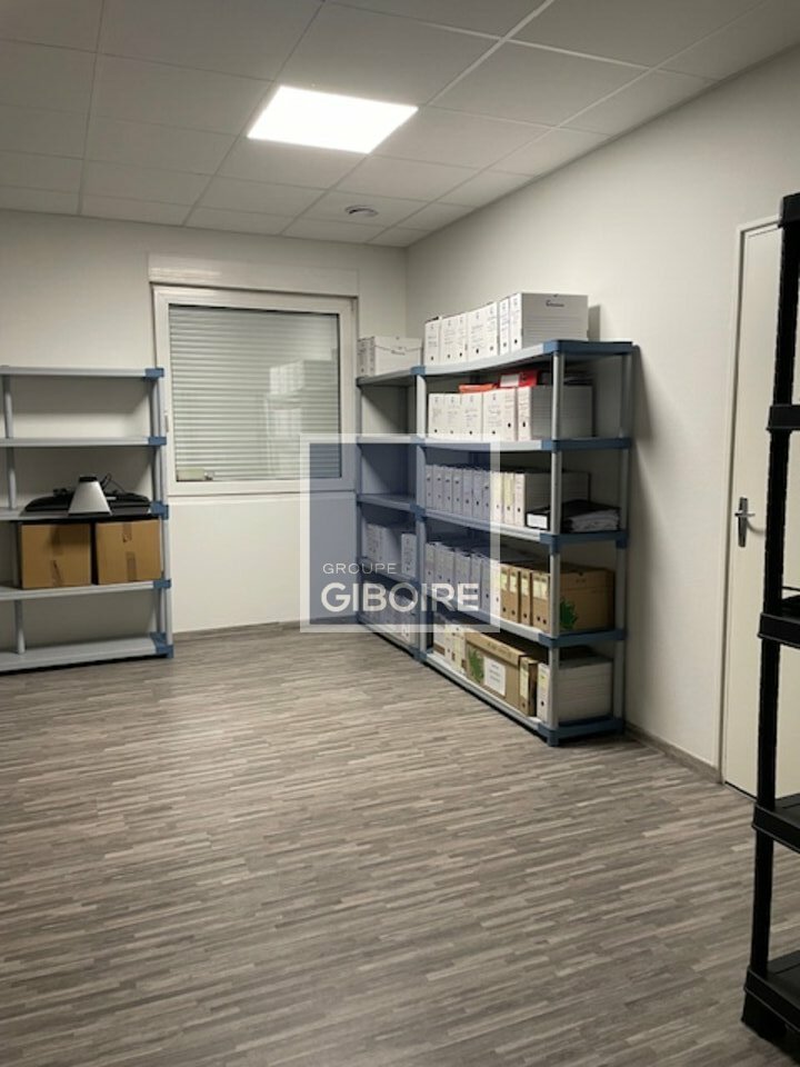 Bureaux  - SAINT-BARTHLEMY-D'ANJOU (49.017410) - 3