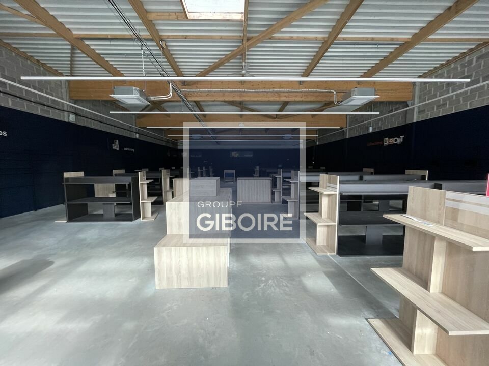 Local commercial - a louer  - PELLOUAILLES LES VIGNES (49.017406) - 3