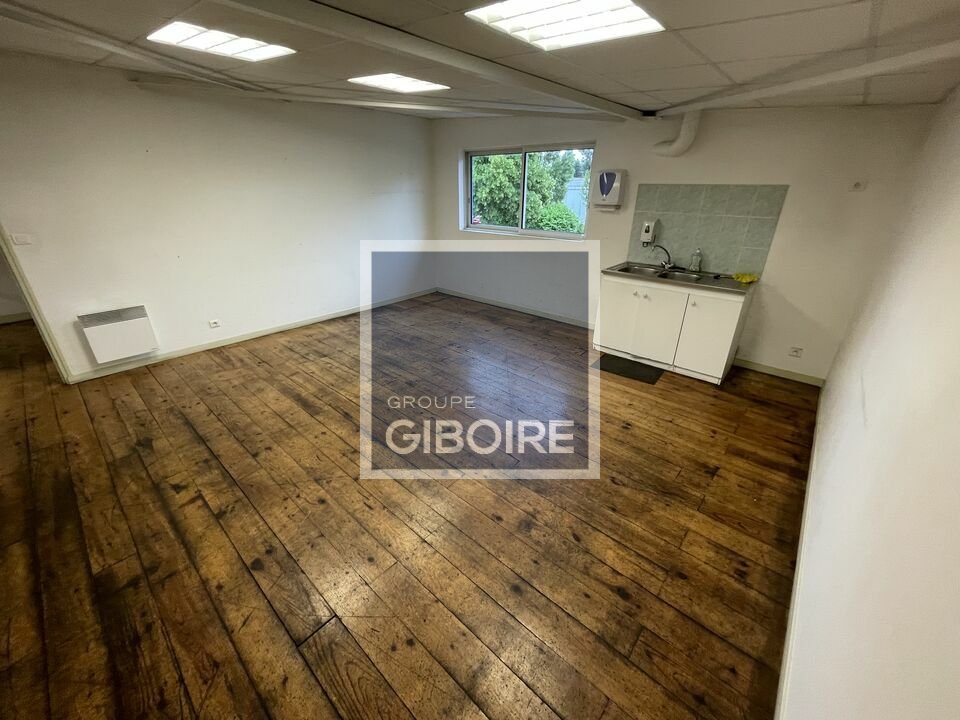 Local d'activites  - BOUGUENAIS (44.018945) - 5