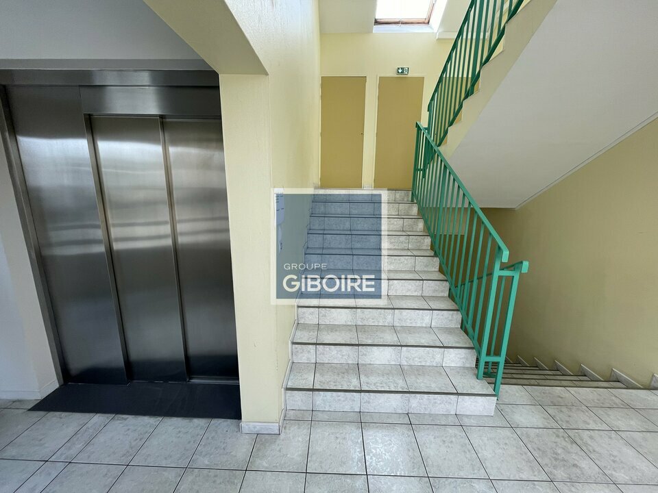 Bureaux  - ANGERS (49.017404) - 2
