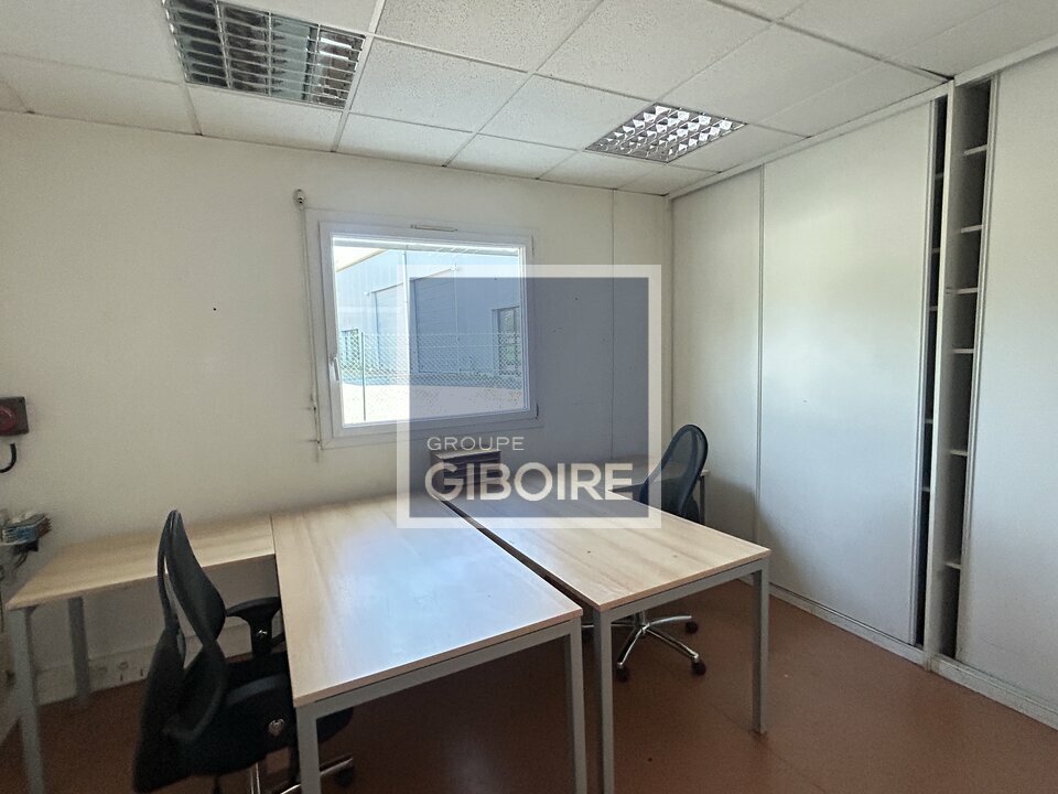 Local d'activites  - SAINT-JACQUES-DE-LA-LANDE (35.7262) - 6