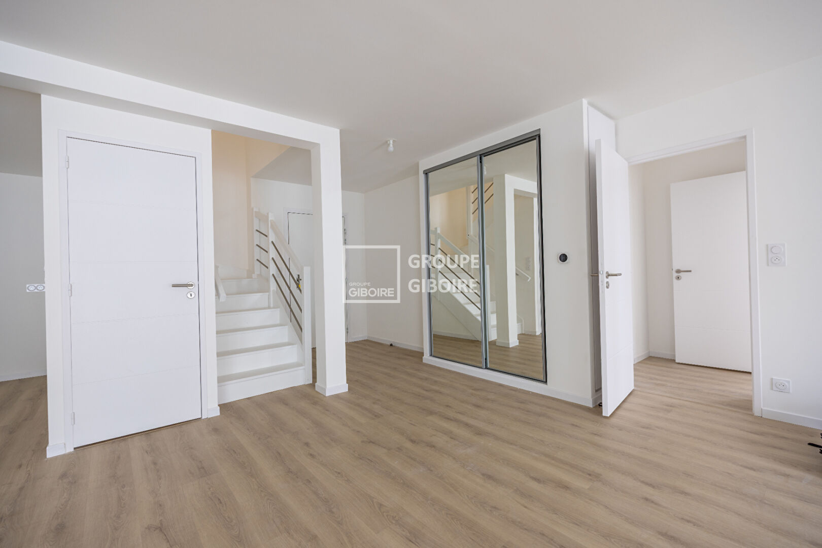 Appartement T5  - SAINT MALO (MGA26003-C51) - 2
