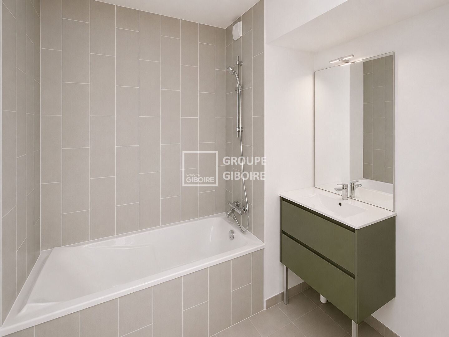 Appartement T3  - SAINT AVE (Empreinte-B05) - 5