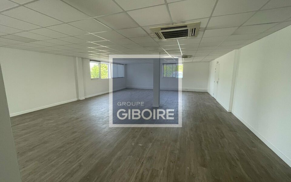 Bureaux  - COUFLANT (49.017475) - vue principale
