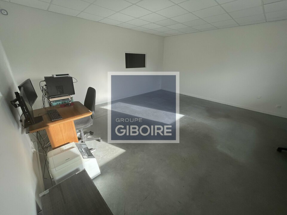 Local d'activites  - GRANDCHAMPS DES FONTAINES (44.019049) - 4