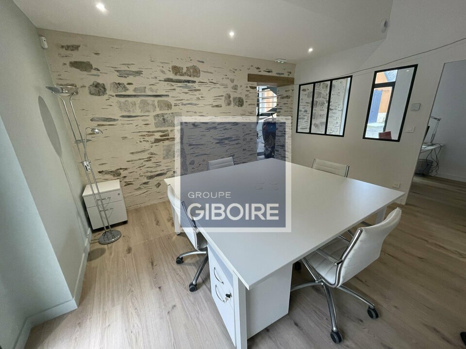 Bureaux  - ANGERS (49.017437) - 2