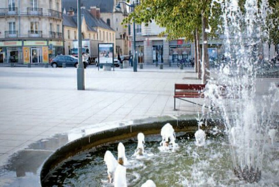 Local commercial - a louer  - RENNES (35.7263) - 1