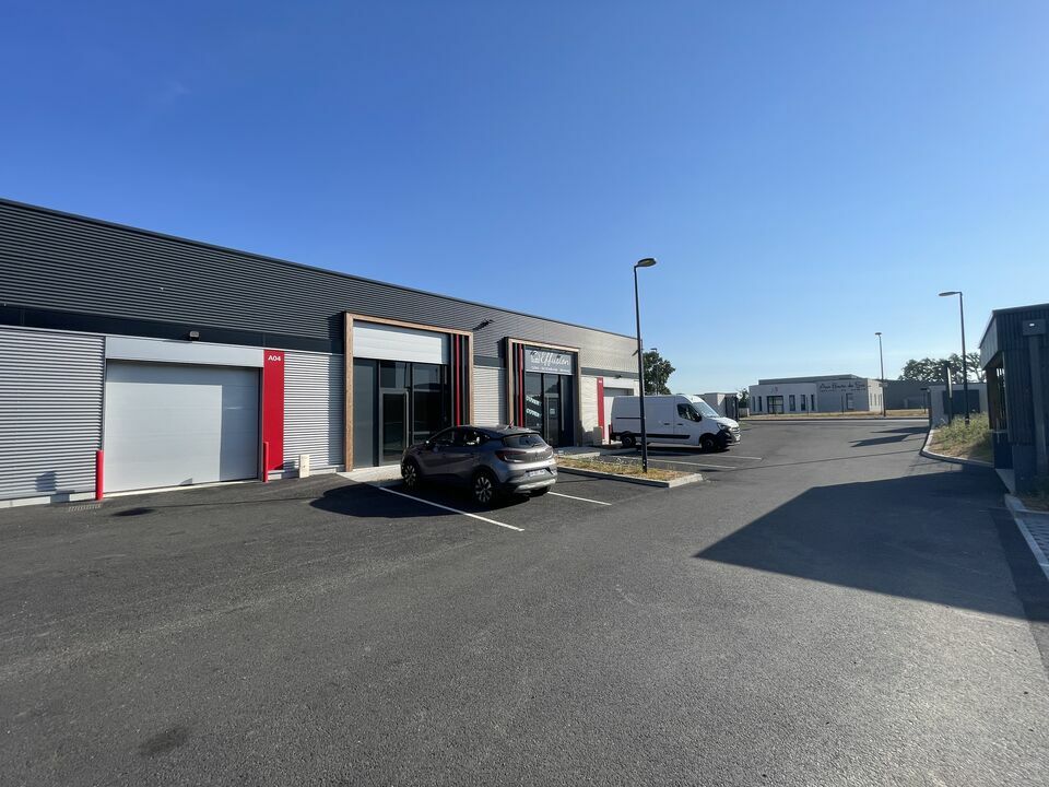 Local d'activites  - MORDELLES (35.5966) - 9