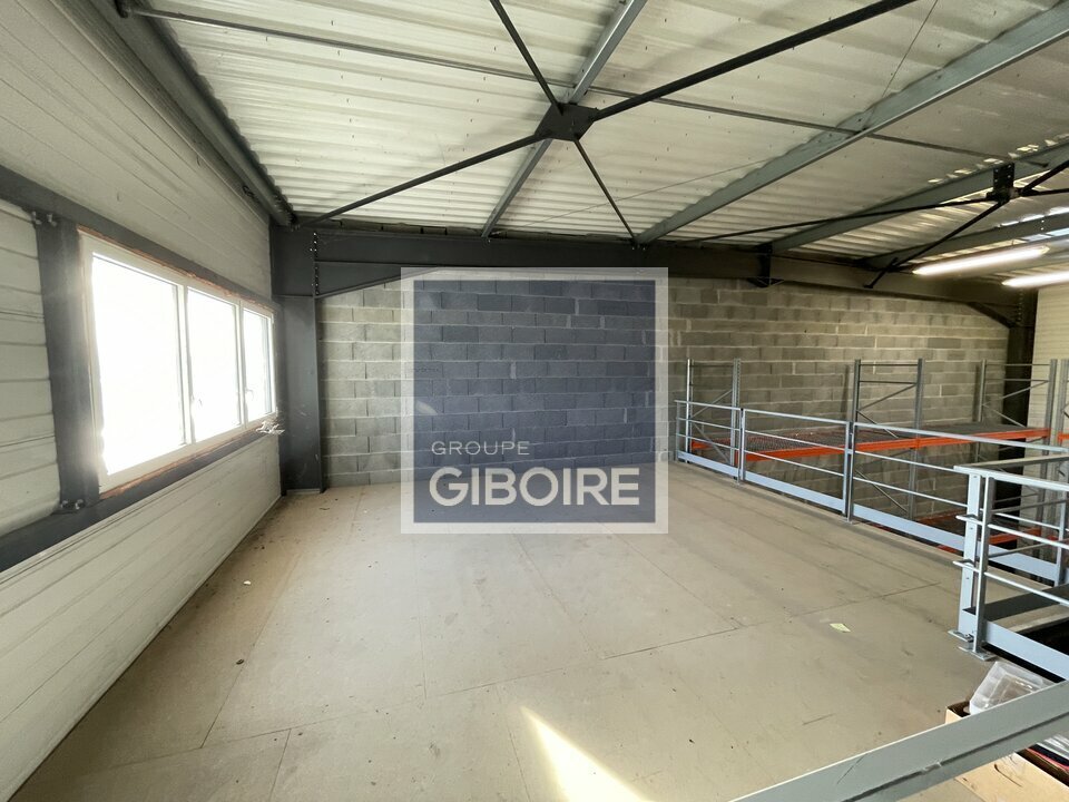 Local d'activites  - NOYAL CHATILLON SUR SEICHE (35.7010) - 7